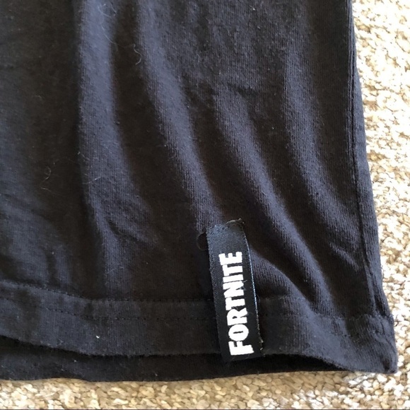 Fortnite hamburger cityscape black short sleeve graphic tee in size XXL - Picture 4 of 4